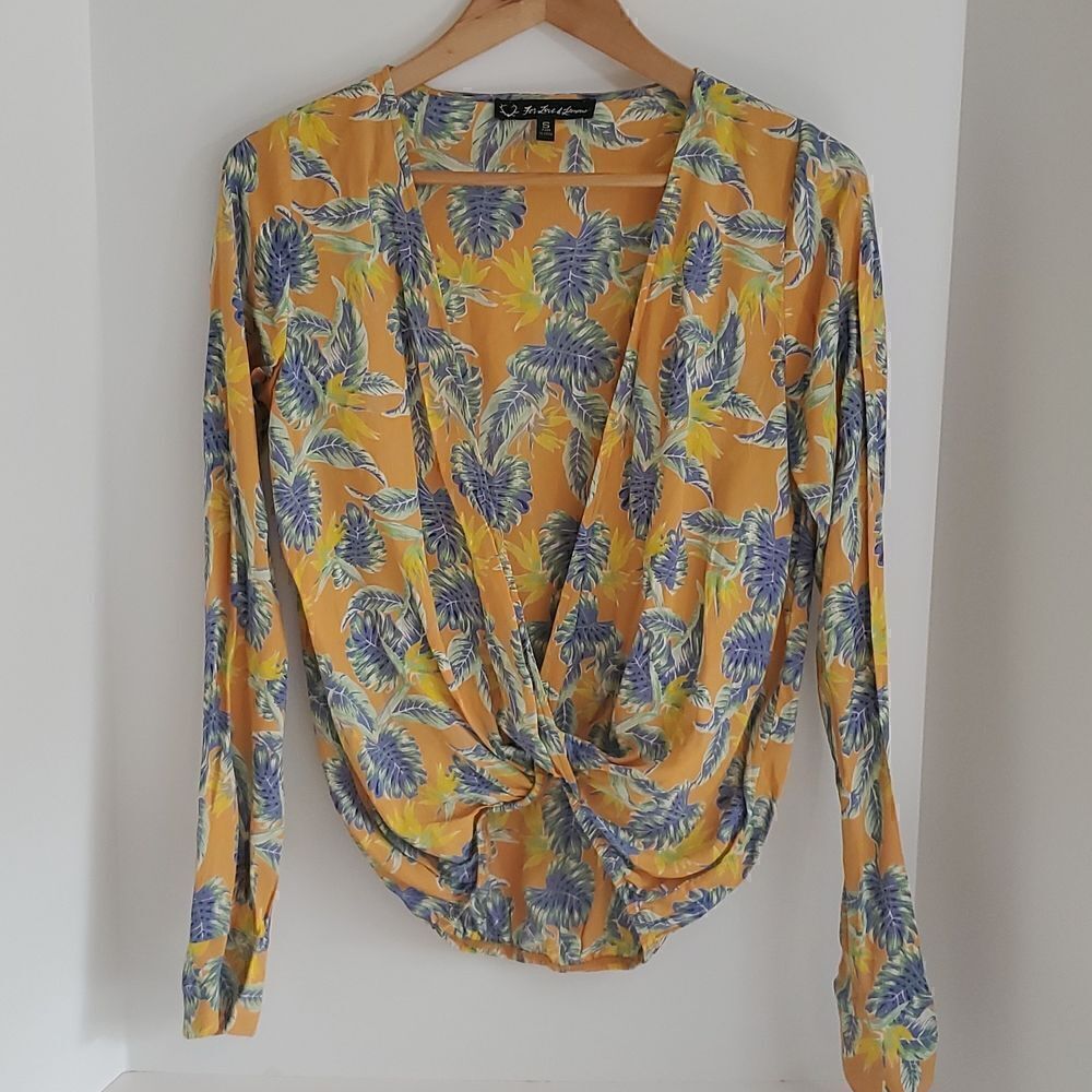 For Love and Lemons Aloha Top in Bird of Paradise Gold Size S